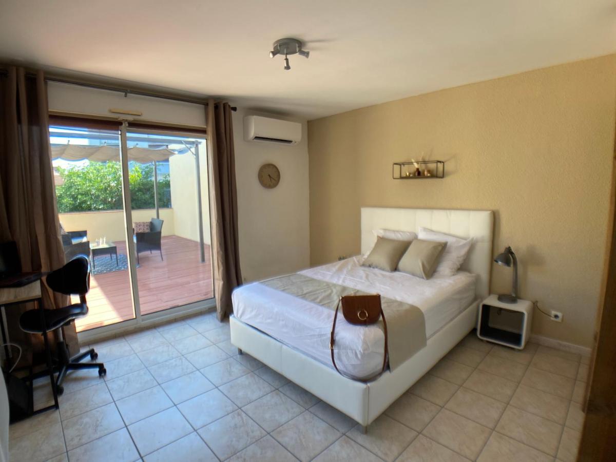 Studio Climatise Et Grande Terrasse Tarbes Centre ภายนอก รูปภาพ