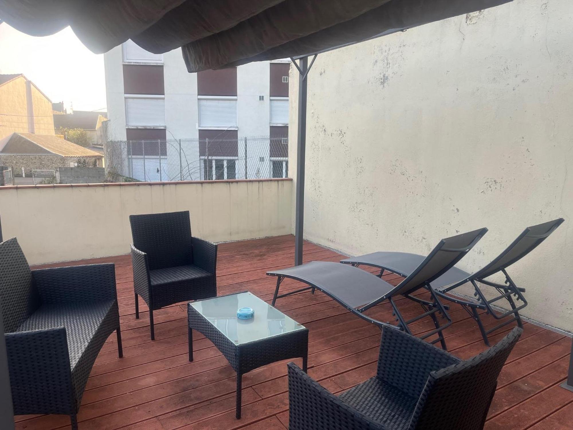 Studio Climatise Et Grande Terrasse Tarbes Centre ภายนอก รูปภาพ